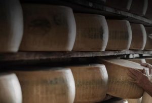 Ricetta cinque stagionature del parmigiano reggiano in diverse consistenze e temperature